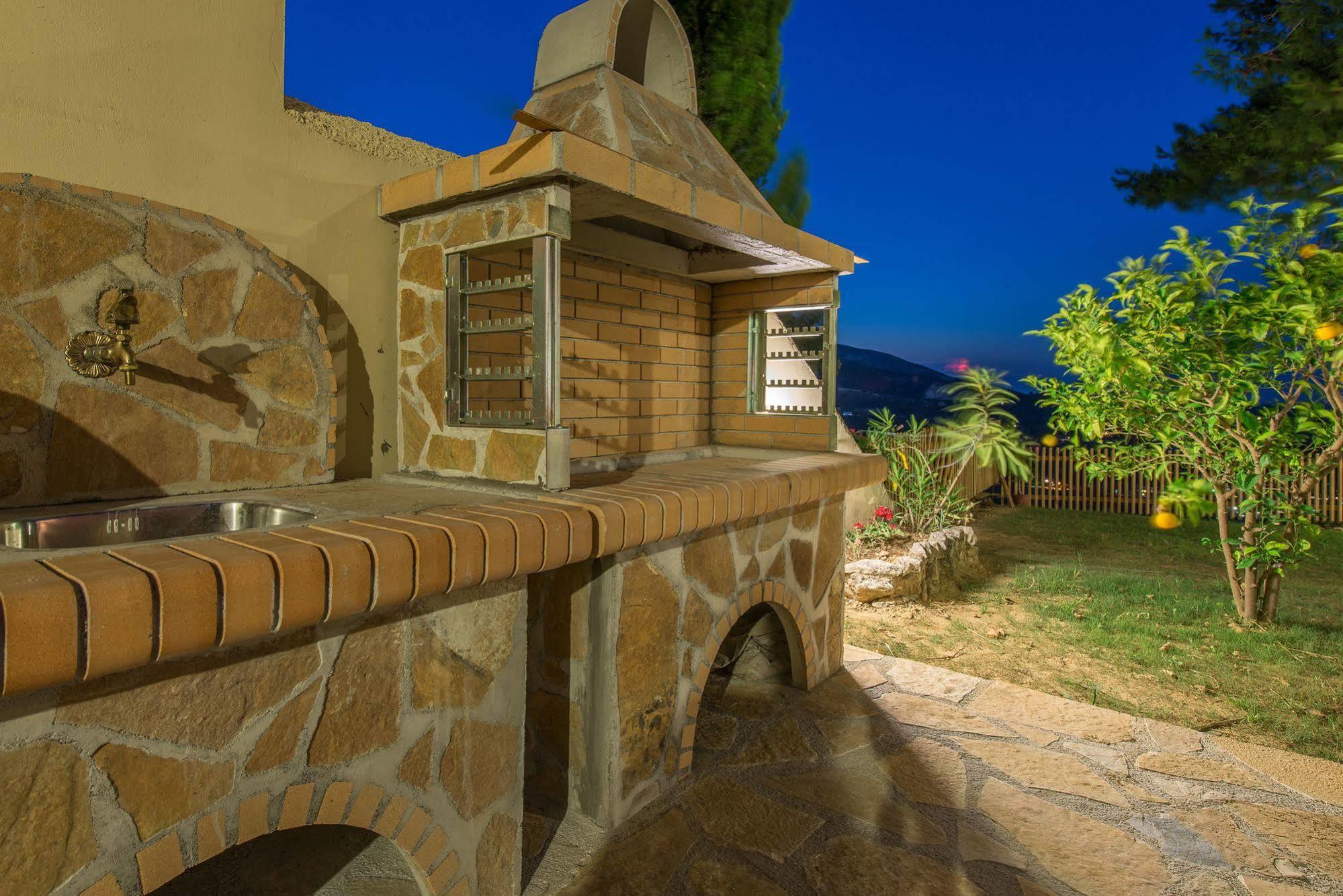 Villa Eora Keri Exterior foto